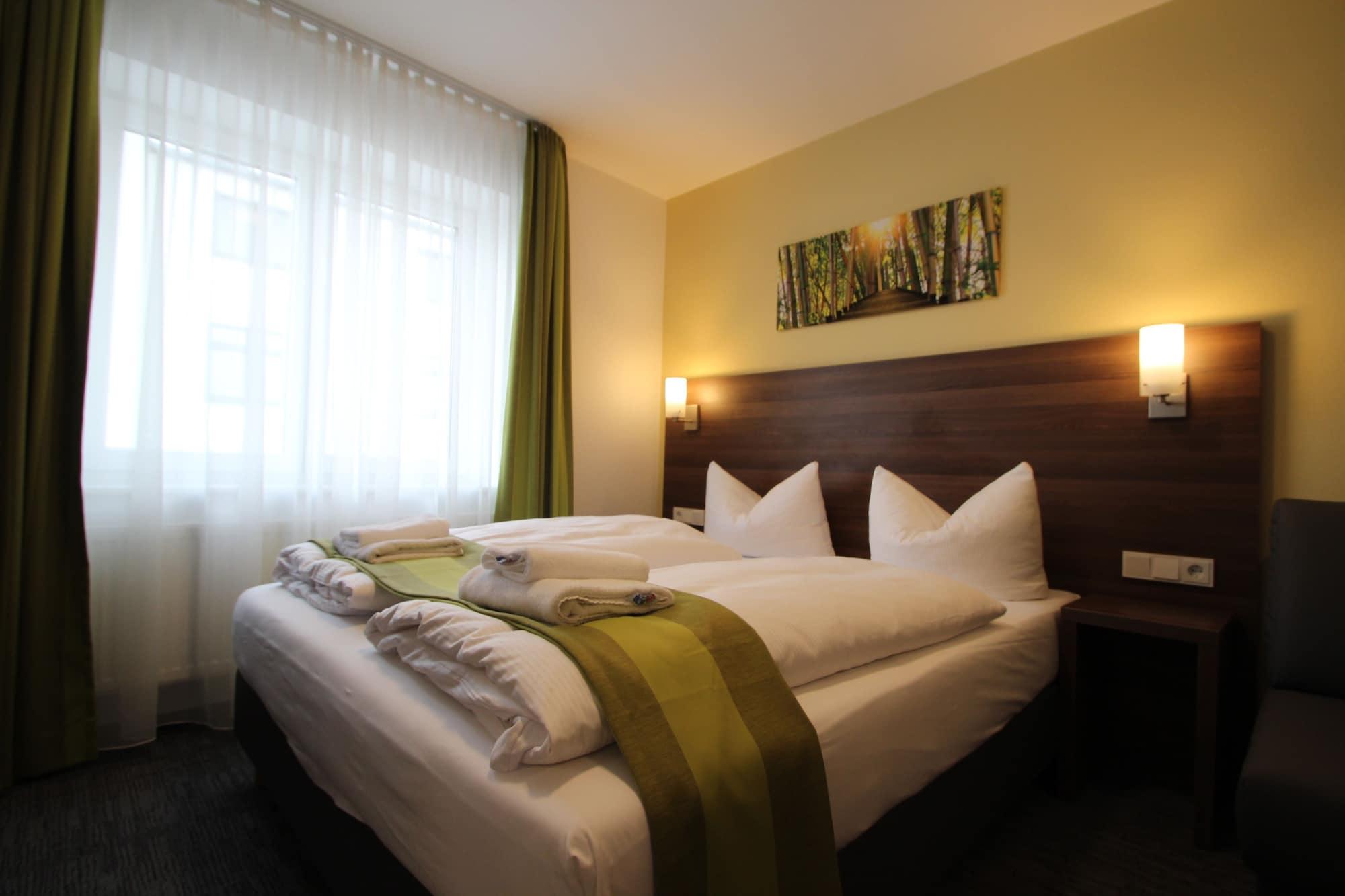 Goethe Conference Hotel By Trip Inn Francoforte sul Meno Esterno foto