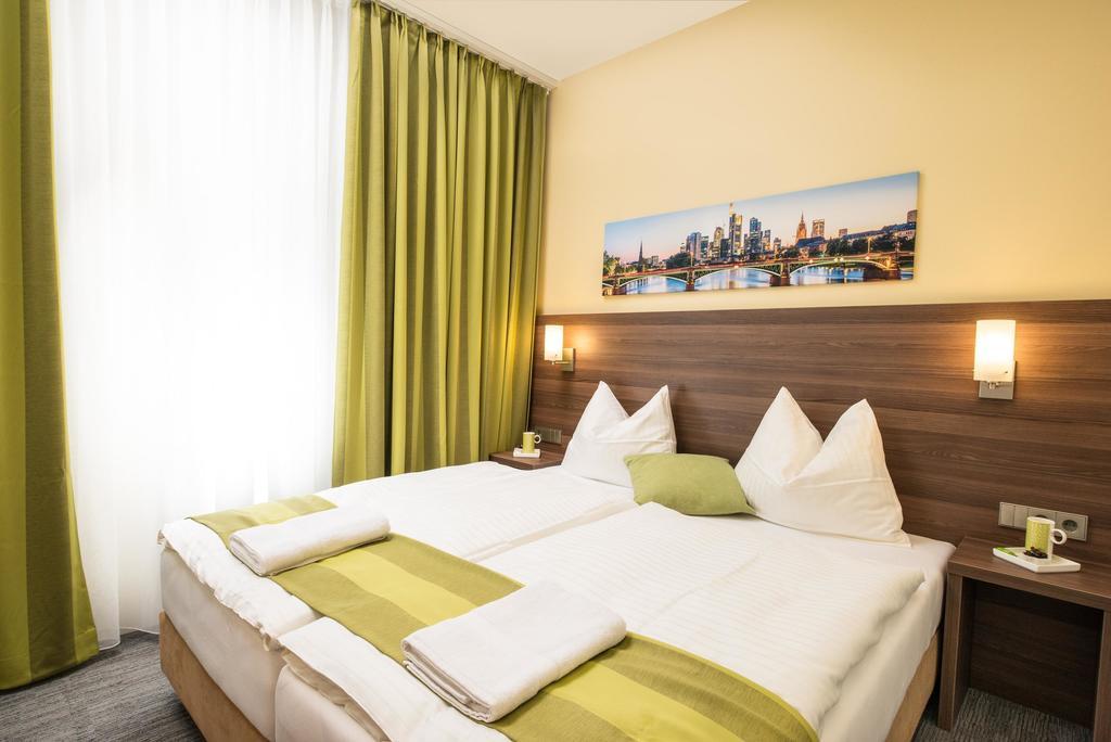 Goethe Conference Hotel By Trip Inn Francoforte sul Meno Esterno foto